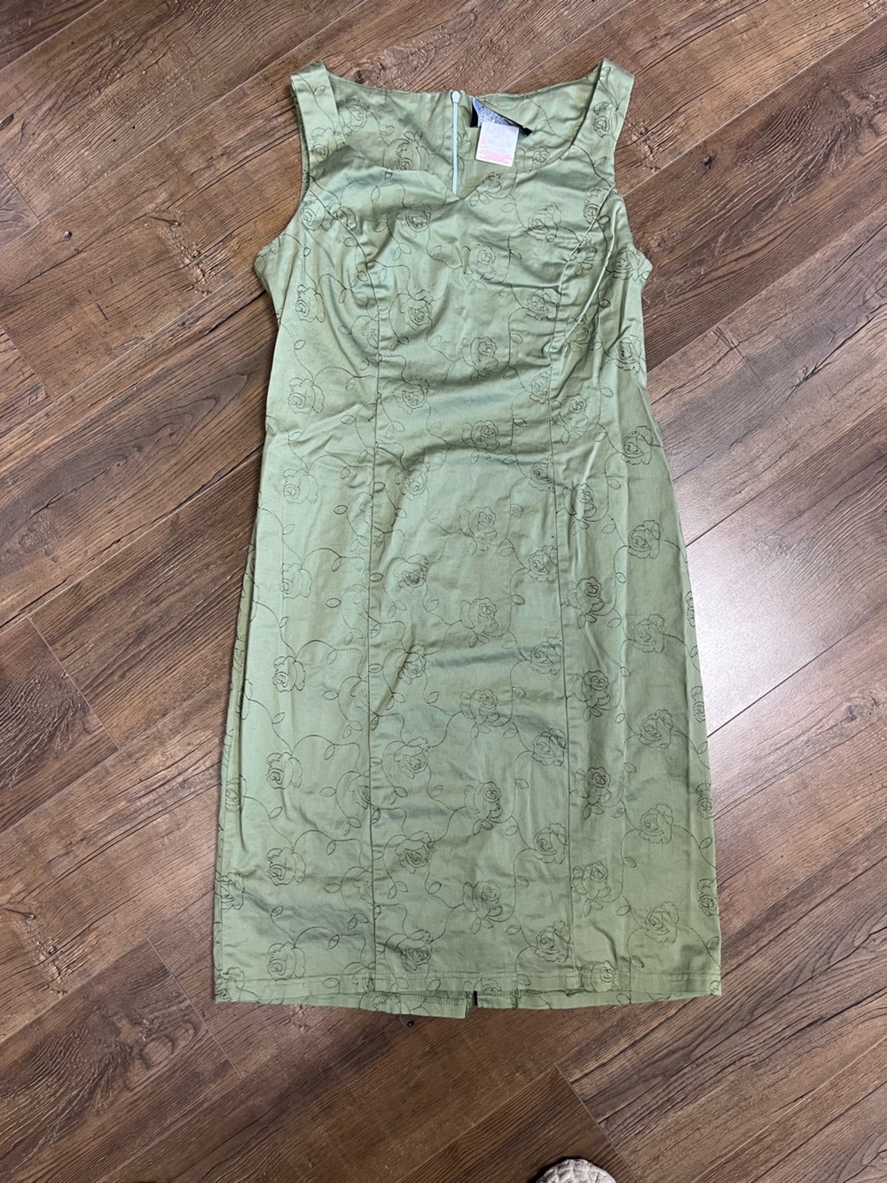Vintage Green Embroidered Midi Dress